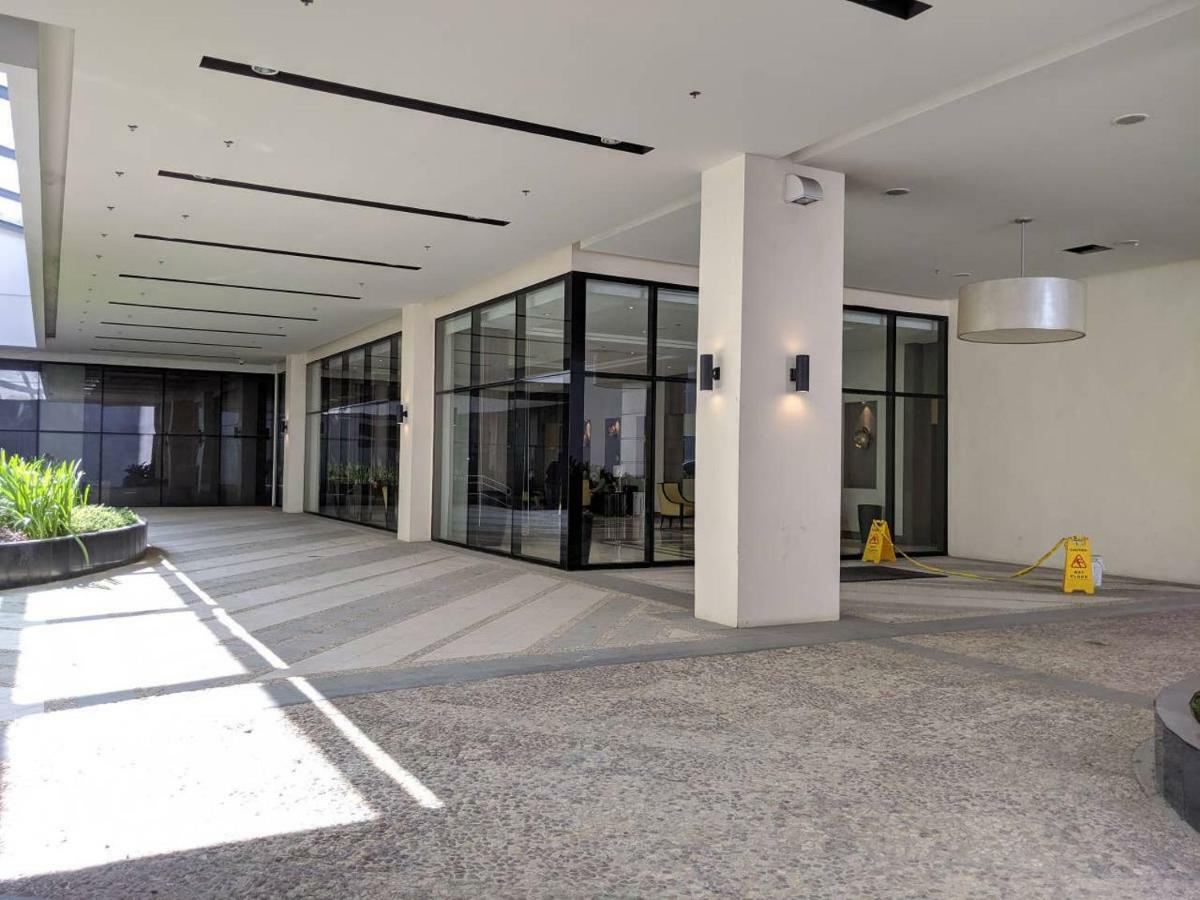 Studio Condo Naia Airport Terminal 3 Newport City Casino Manila Dış mekan fotoğraf